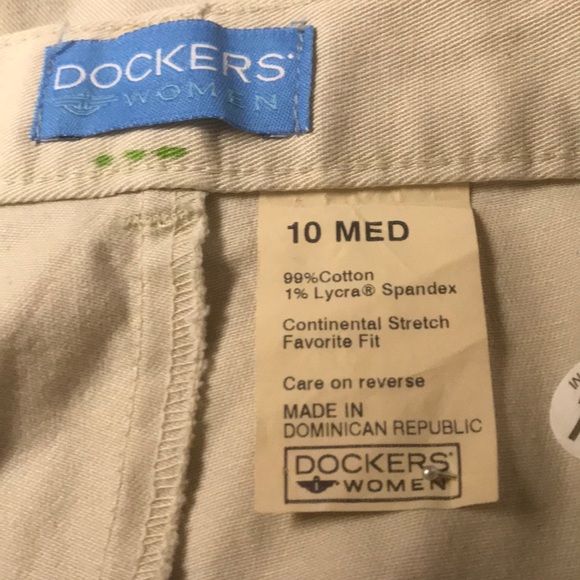 NWT Dockers - straight length khaki jeans, size 10 - Picture 3 of 5